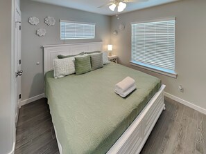 4 Schlafzimmer, Bügeleisen/Bügelbrett, Internetzugang, Bettwäsche
