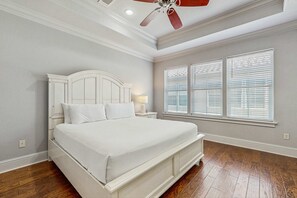 4 bedrooms, WiFi, bed sheets - Miramar Beach Villas - La Terraza B (Miramar Beach)