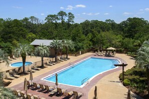 Pool - Stylish condo with pools & tram to the beach (Santa Rosa Beach)