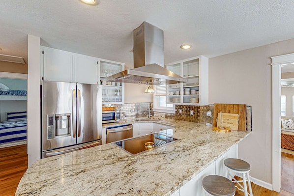 Fridge, microwave, oven, stovetop - Bright home near the beach with enclosed patio, grill, outdoor shower, W/D, AC (Santa Rosa Beach)