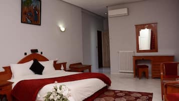 Basic Single Room, Balcony, City View