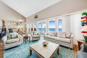 TV, offices - Gorgeous condo with ocean views, inviting balcony, bright interior, washer/dryer (Santa Rosa Beach)