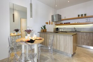 Frigorifero, forno, lavastoviglie, macchina per tè/caffè
