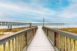 On the beach - Sixth-floor Gulf-front condo with water views, pool, hot tub & covered parking (Navarre Beach)