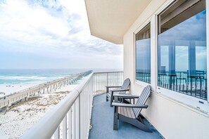 Property grounds - Sixth-floor Gulf-front condo with water views, pool, hot tub & covered parking (Navarre Beach)