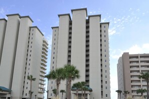 Exterior - Oceanfront condo with WiFi, central AC, & shared pool and hot tub - great views (Navarre Beach)