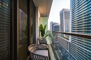 Property grounds - SettlerHomes, 14F Ocean View Gem with Private Beach (Dubai)
