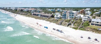 3-level home with 2 decks, patio, grill, hot tub & pool - walk to private beach