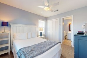 4 bedrooms, iron/ironing board, WiFi, bed sheets - Gulf-front house near golf with pool, ocean views, beach access, & balcony (Inlet Beach)