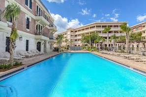 Pool - Spacious, sunny studio with central AC, pool, hot tub, beach tram & beach access (Rosemary Beach)
