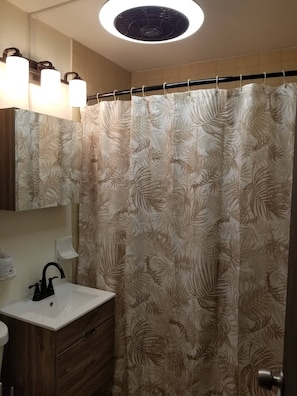 Bathroom - Beach Vibes Condo in Luquillo (Luquillo)