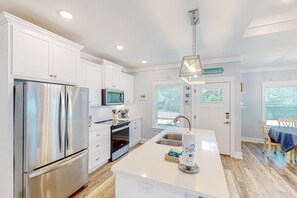 Fridge, microwave, oven, stovetop - Newly built dog-friendly home with spacious backyard & private W&D (Panama City Beach)