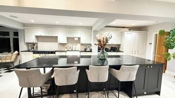 Microwave, oven, dishwasher