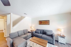 TV, fireplace, offices - Two-story waterfront retreat with a furnished deck, washer/dryer, & AC (Panama City)