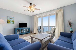 TV, DVD player, stereo, offices - Sunny oceanfront condo w/ two shared pools, hot tub - walk to the beach (Panama City Beach)