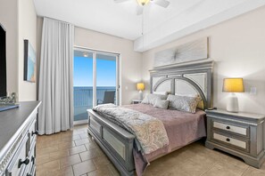 4 bedrooms, iron/ironing board, WiFi, bed sheets - All-suite condo with Gulf views, beach access, balcony, pool, spa, gym, & AC (Panama City Beach)