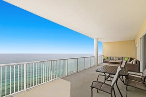 Terrace/patio - All-suite condo with Gulf views, beach access, balcony, pool, spa, gym, & AC (Panama City Beach)