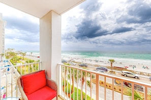 Property grounds - Majestic Sun B306 | Beachfront Condo with Views! (Miramar Beach)