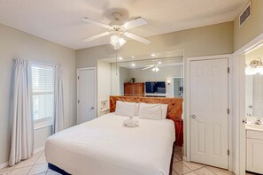 1 bedroom, WiFi, bed sheets - Majestic Sun B306 | Beachfront Condo with Views! (Miramar Beach)