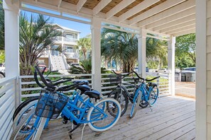 Property grounds - Three-story beach home with private pool, beach access, & bikes - golf nearby (Santa Rosa Beach)