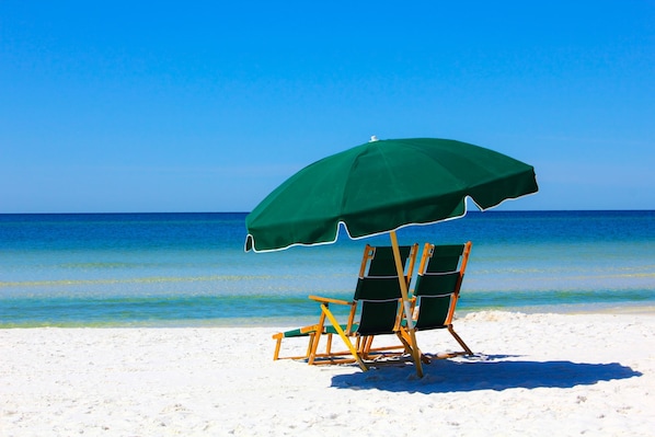 Beach nearby - Southern Serenity | Pool, Walk to Beach Access (Santa Rosa Beach)