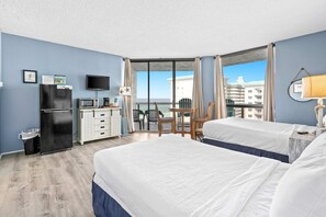 WiFi - Gorgeous and well appointed efficiency with shared pool and beach access (Miramar Beach)
