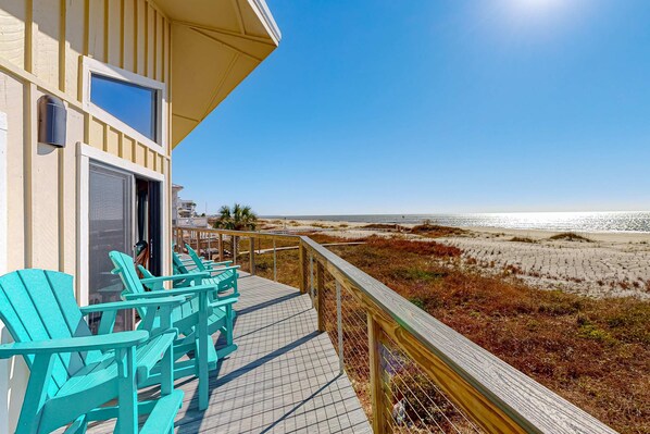 Property grounds - Dog-friendly gulf front home with panoramic gulf views from the sundeck (Port St. Joe)
