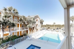 Pool - 3rd-floor condo near beach with heated outdoor pool, hot tub, BBQ, W&D, balcony (Miramar Beach)