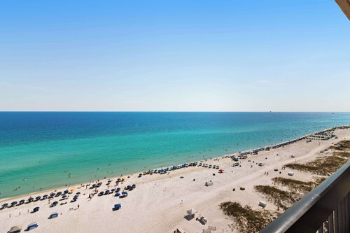 One bedroom condo close to beach w ocean views and private balcony