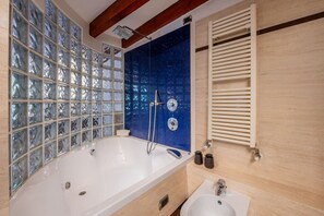 Bidet y shampoo 
