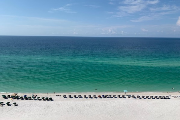 On the beach - Oceanfront High-Rise Condo with 180 Degree, Unobstructed Ocean View & Shared Pool (Navarre Beach)