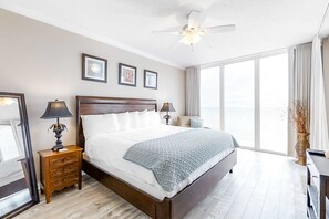 3 bedrooms, iron/ironing board, WiFi, bed sheets - Oceanfront High-Rise Condo with 180 Degree, Unobstructed Ocean View & Shared Pool (Navarre Beach)