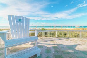 Property grounds - Golf lover's getaway with golf on-site, tennis, pool & hot tub (Panama City Beach)
