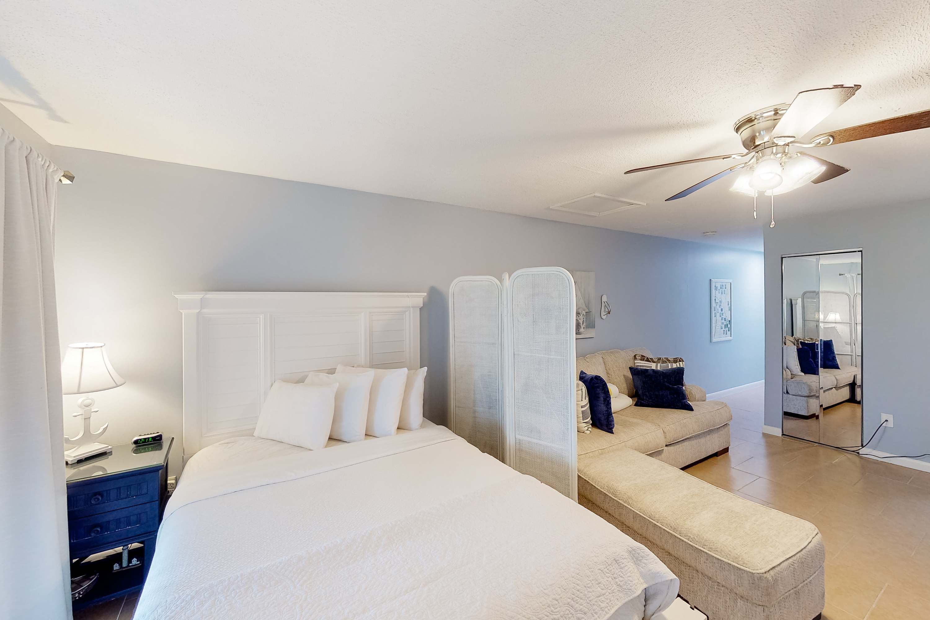 Bügeleisen/Bügelbrett, WLAN, Bettwäsche