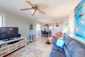 TV, offices - Ground-Floor Condo near the Beach w/Private W/D, A/C, Shared Outdoor Pool (Navarre Beach)