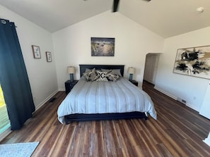 3 bedrooms, free WiFi, bed sheets