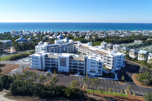 Exterior - Modern condo with pool, hot tub, gym, wrap-around balcony, & AC (Inlet Beach)