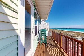 Property grounds - Beachfront, multi-level home with amazing views - close to everything (Navarre Beach)
