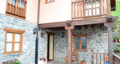 Casa la Xana for 10 people petfriendly with wifi and barbecue