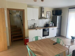 Private kitchen - Duplex with Shared Pool, Ribeira (Baiona)