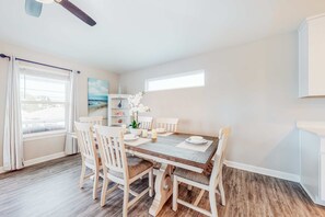 Dining - Premier Dog-Friendly Beach Home with Free WiFi, Youtube TV, & Fenced-In Backyard (Panama City Beach)