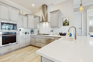 Fridge, microwave, oven, stovetop - Luxury Prominence Gulf Escape with pool - walk to dining & shops (Rosemary Beach)