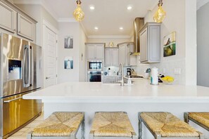 Fridge, microwave, oven, stovetop - Luxury Prominence Gulf Escape with pool - walk to dining & shops (Rosemary Beach)