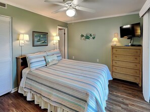 2 bedrooms, iron/ironing board, Internet, bed sheets - Lighthouse Point 31B | Excellent Views, Pool Access (Tybee Island)