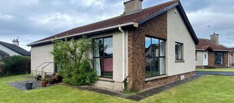 2-bed Cottage Sleeps 5 - Pets Ok - Free Parking