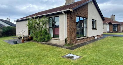 2-bed Cottage Sleeps 5 - Pets Ok - Free Parking