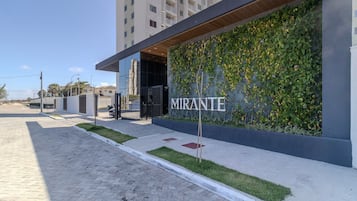 Apartamento básico | Fachada