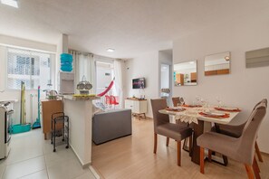 Basic Apartment | Dining - Mirante #403 - Apt in Fortaleza by Carpediem (Fortaleza)