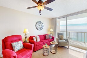 TV, offices - 21st-floor condo in Gulf-front resort with pool, hot tub, washer/dryer, & AC (Panama City Beach)