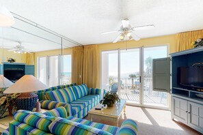 TV, DVD player, offices - Majestic Sun B206 | Beachfront Condo & Views (Miramar Beach)